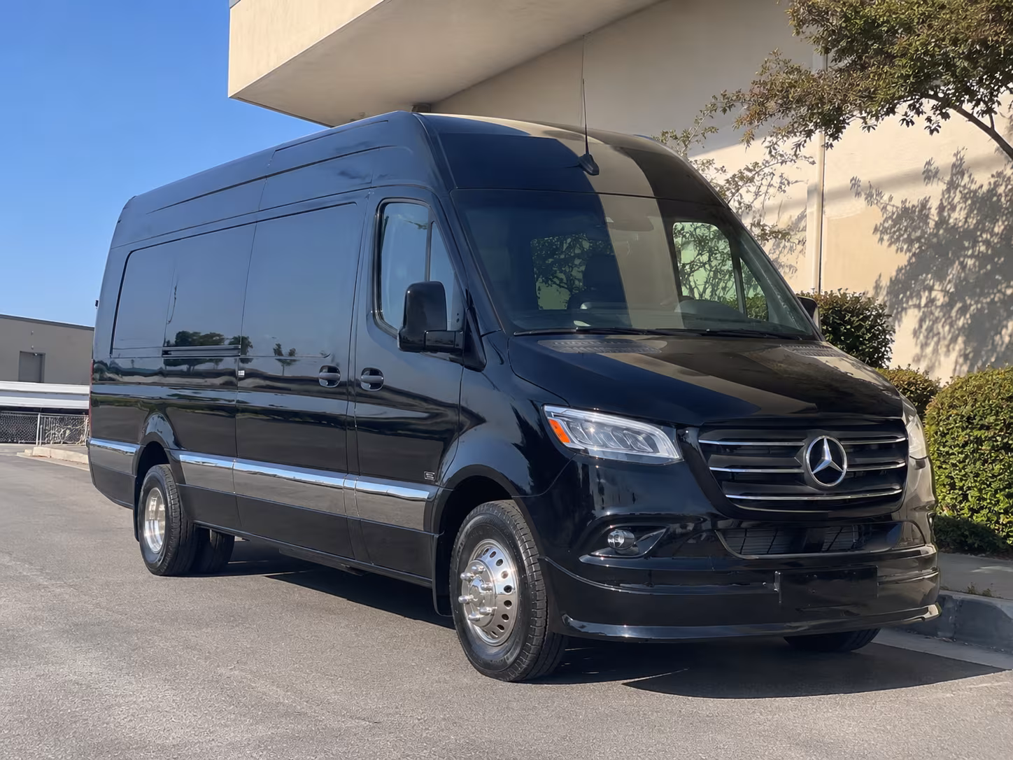 bus rental options for clarksville trips