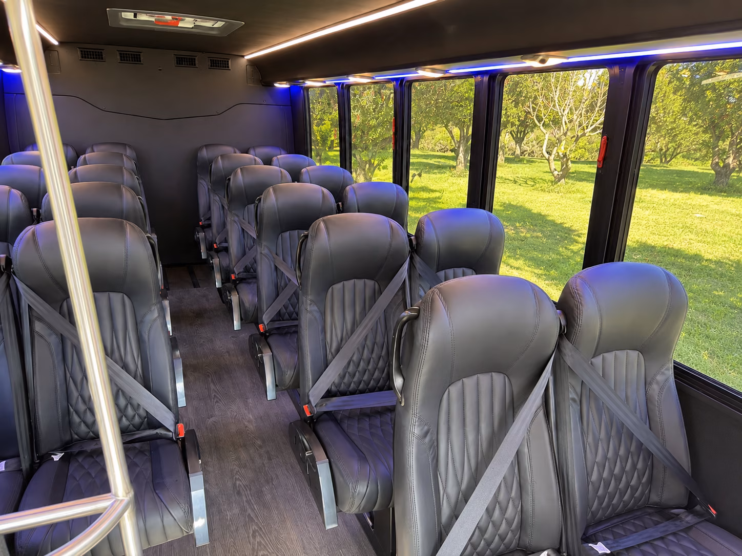 clarksville 18 passenger minibus inside