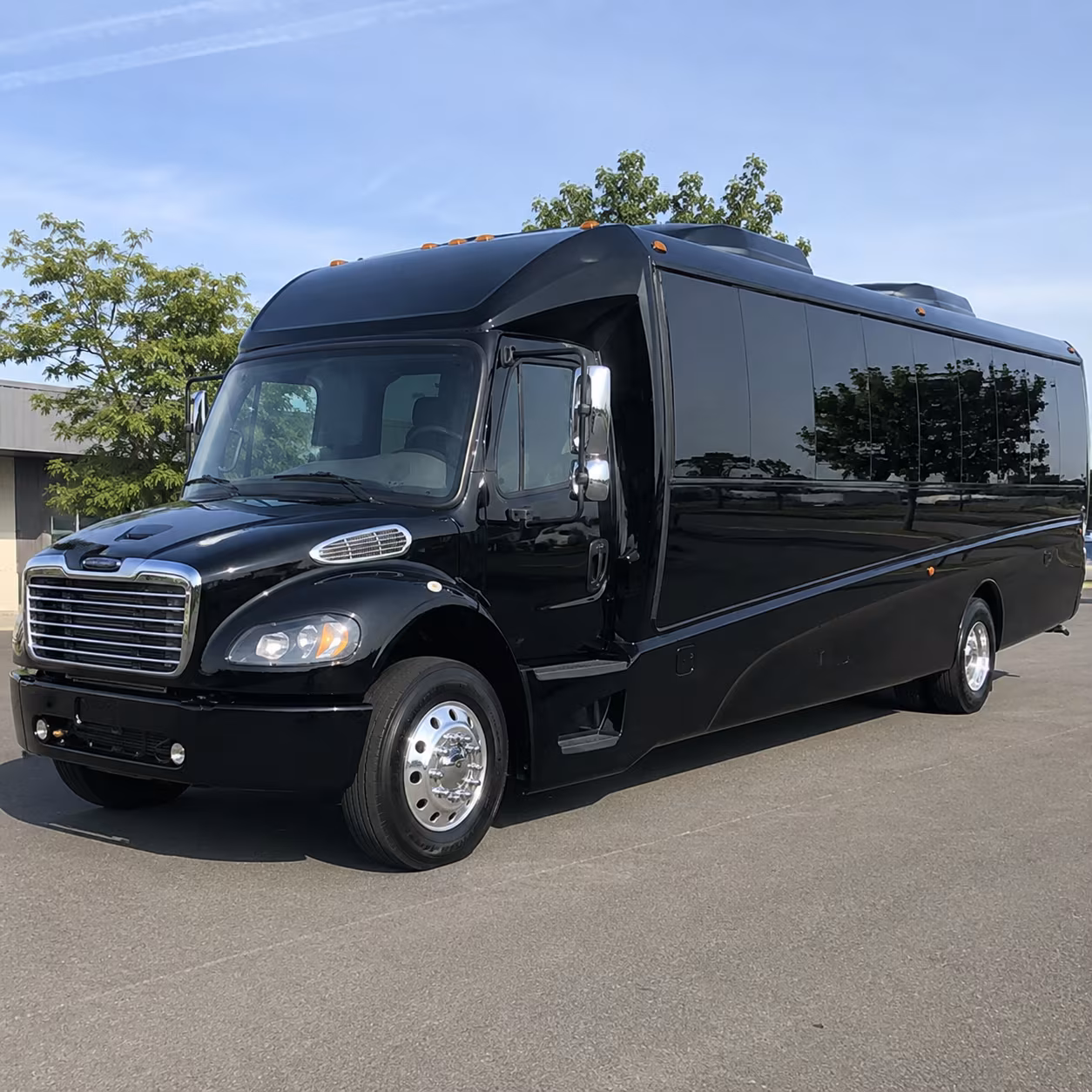clarksville 25 passenger minibus