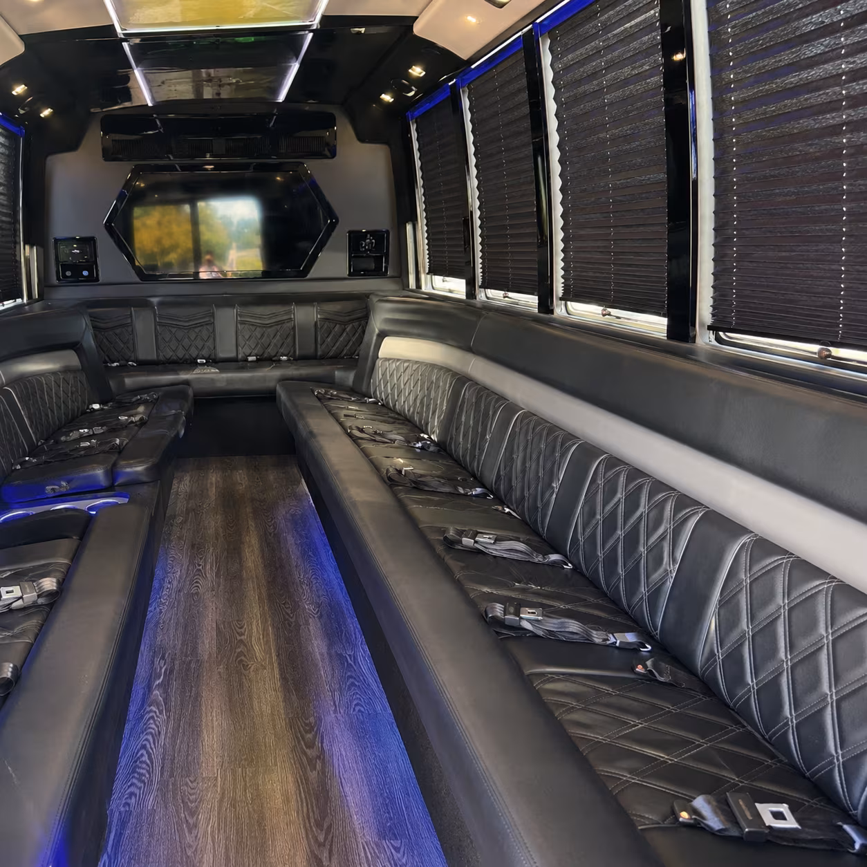 clarksville holiday party bus rental