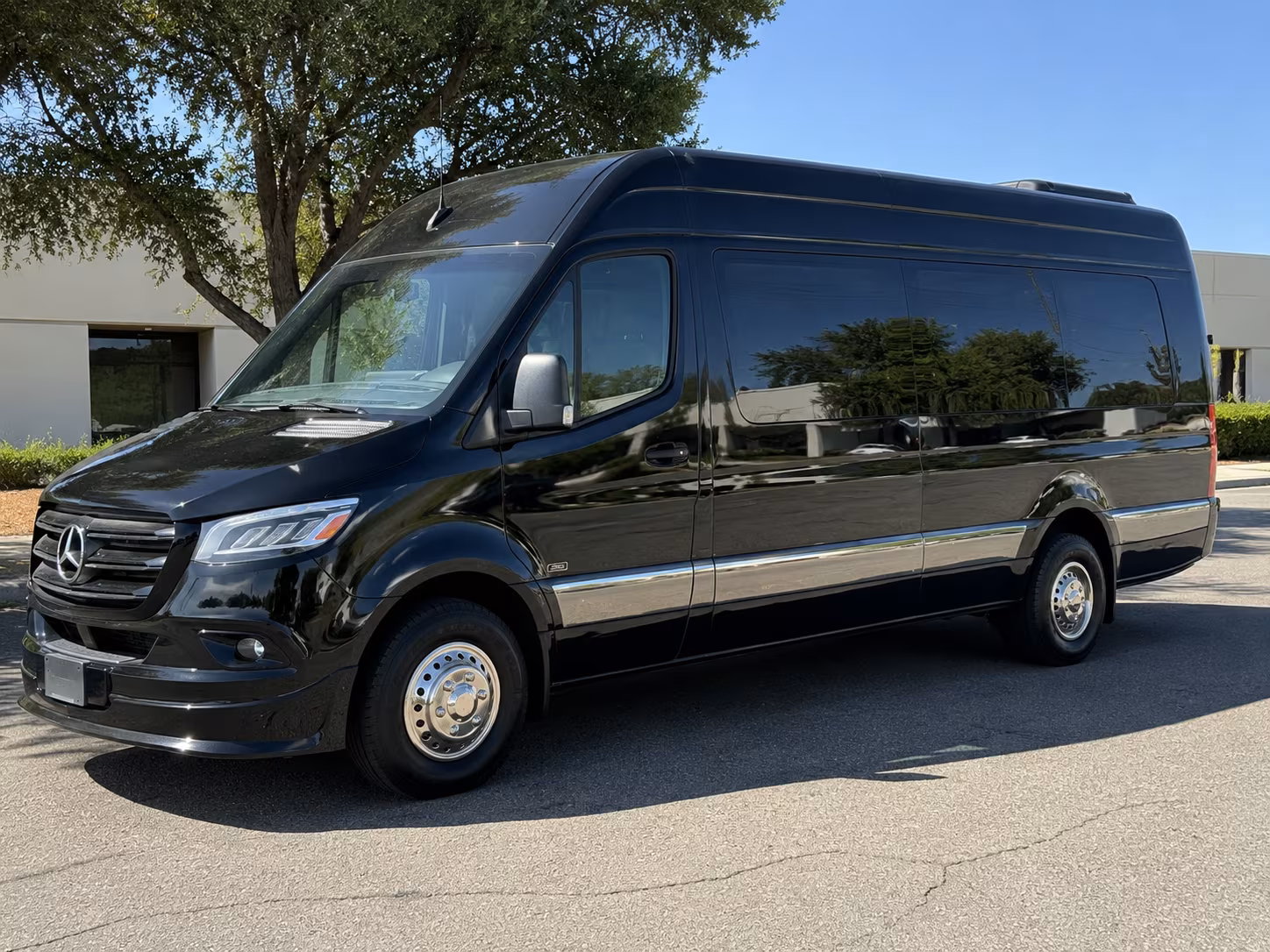 clarksville sprinter van with driver