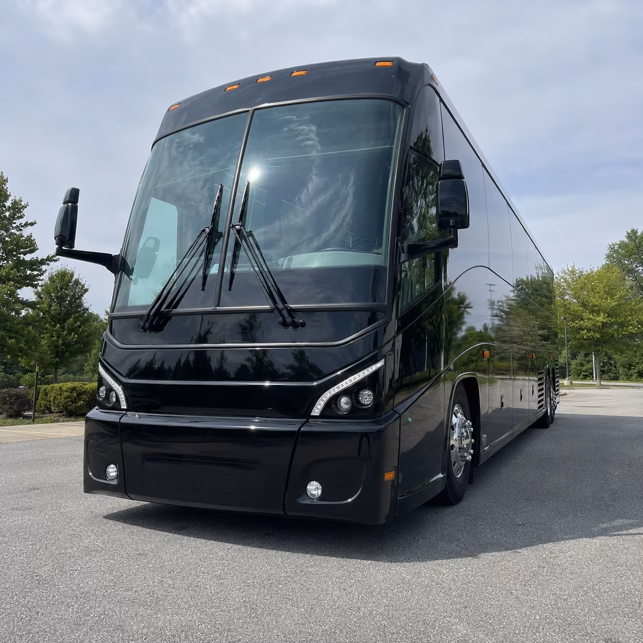 clarksville wine tour transportation