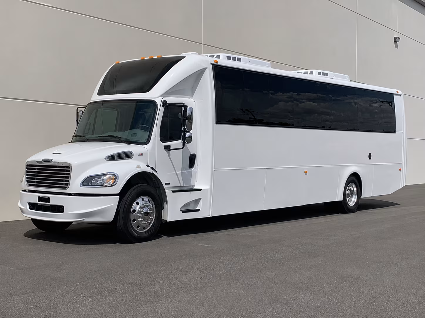 group bus transportation to clarksville speedway and motorsports events