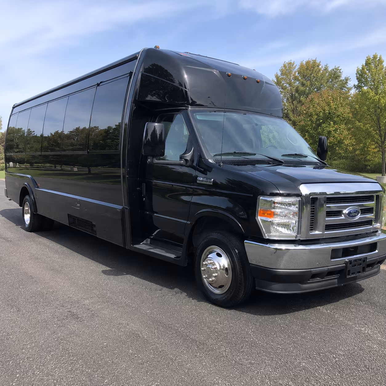 party buses for tailgates and pregame celebrations in clarksville