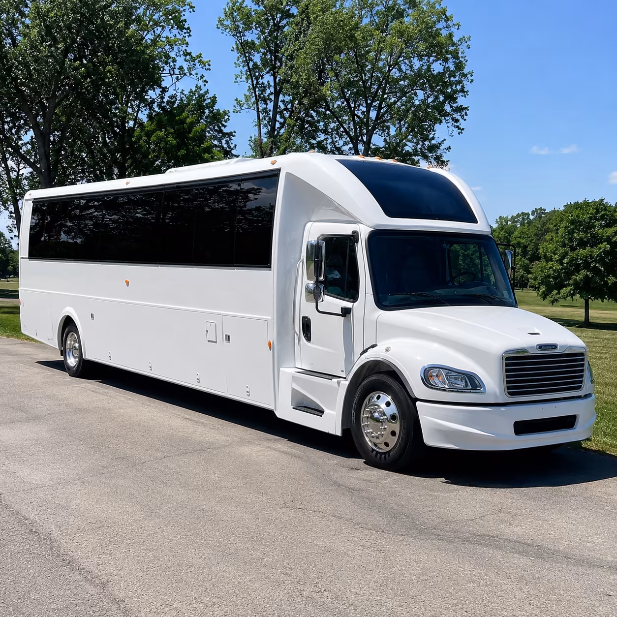 zoo and animal education field trip buses for clarksville classes